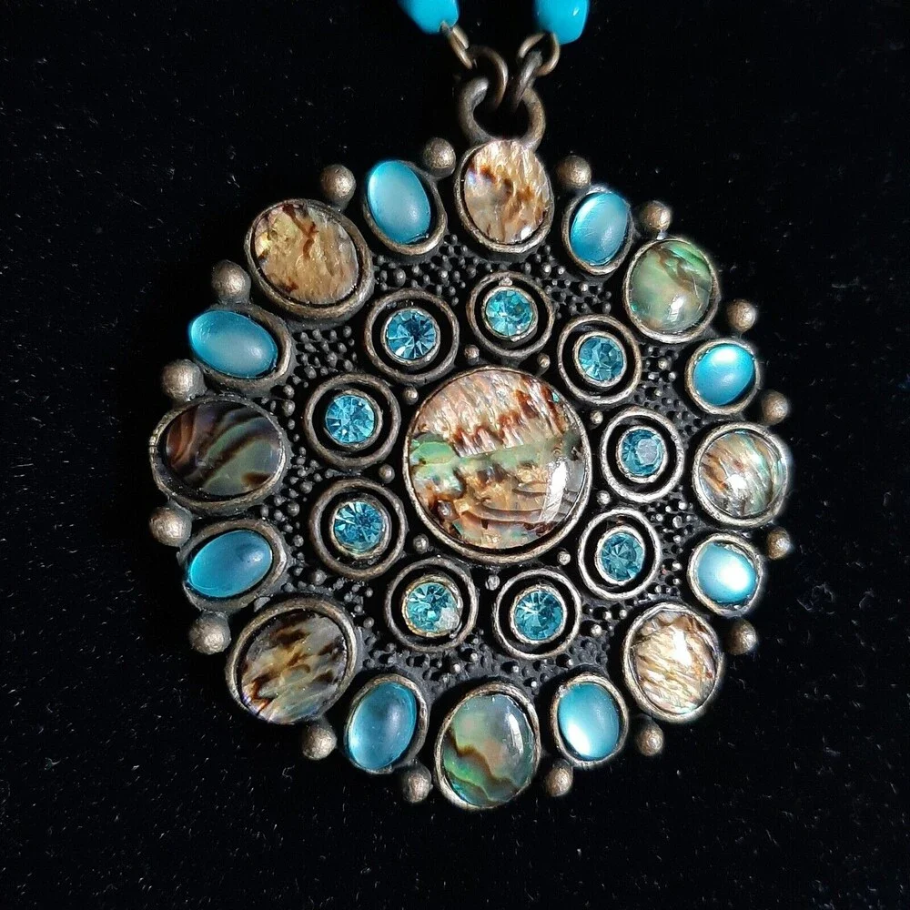 Beautiful Southwestern Pendant with Abalone Shell Texture on a Beaded Chain - Picture 3 of 5